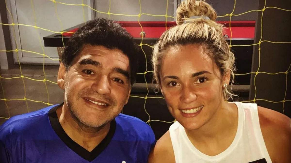 Diego Maradona y Rocío Oliva. Fuente: (Instagram)