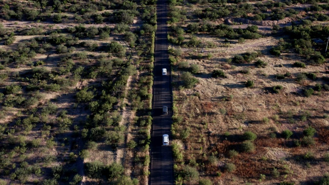5-Escena-Las camionetas con mujeres y niños-Masacre...