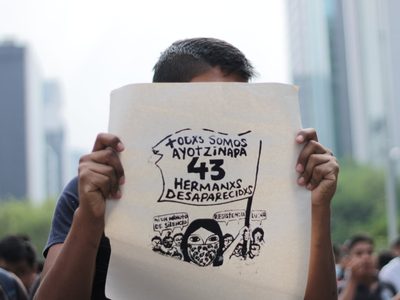 La instrucción: Cómo el gobierno dinamitó la investigación del caso Ayotzinapa