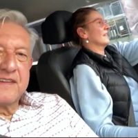 AMLO y Beatriz Gutiérrez Müller presumen su domingo: "escuchando a Silvio"