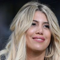 Bien acompañada y en la pileta: así disfruta Wanda Nara del verano europeo. ¡Mirá con quién!