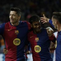 Lewandowski amplía su racha goleadora en la victoria del Barcelona 5-1 al Sevilla