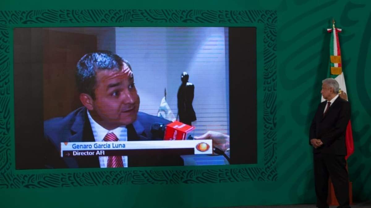 El presidente López Obrador presentó el montaje sobre el caso de Florence Cassez e Israel Vallarta