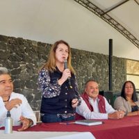 Inician proceso sancionador por espectaculares de la directora de Lotenal en Morelos