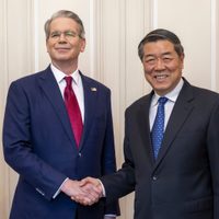 EU y China inician conversaciones comerciales en París de cara a una cumbre de Trump y Xi