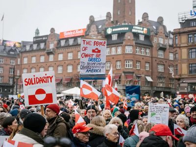 Marchan en Groenlandia para apoyar a la isla ártica ante las amenazas de Trump de apoderarse de ella