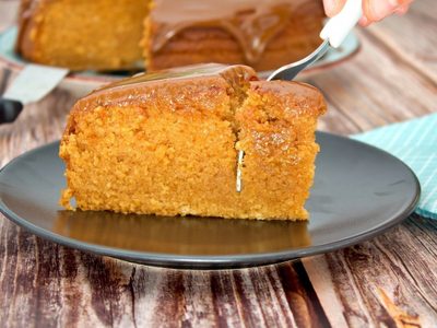 Torta matera de dulce de leche y coco: bien esponjosa y jugosa para acompañar con tus próximos mates