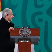 "Comes y te regresas": AMLO parafrasea a Fox a propósito de su viaje a Nueva York