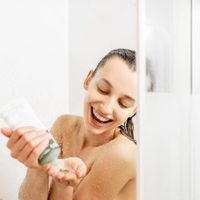 Olvidate de la resequedad: mirá cómo preparar jabón para baño con 3 ingredientes que cuidan tu piel