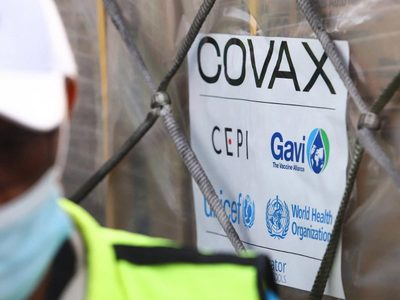 Ghana: el primer país del mundo en recibir las vacunas del programa COVAX