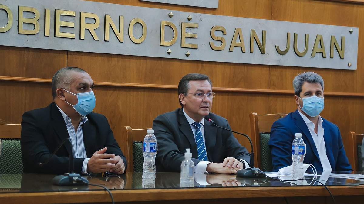 Alberto Hensel, secretario de Minería de la Nación, encabezó el acto. Fuente: (Twitter)