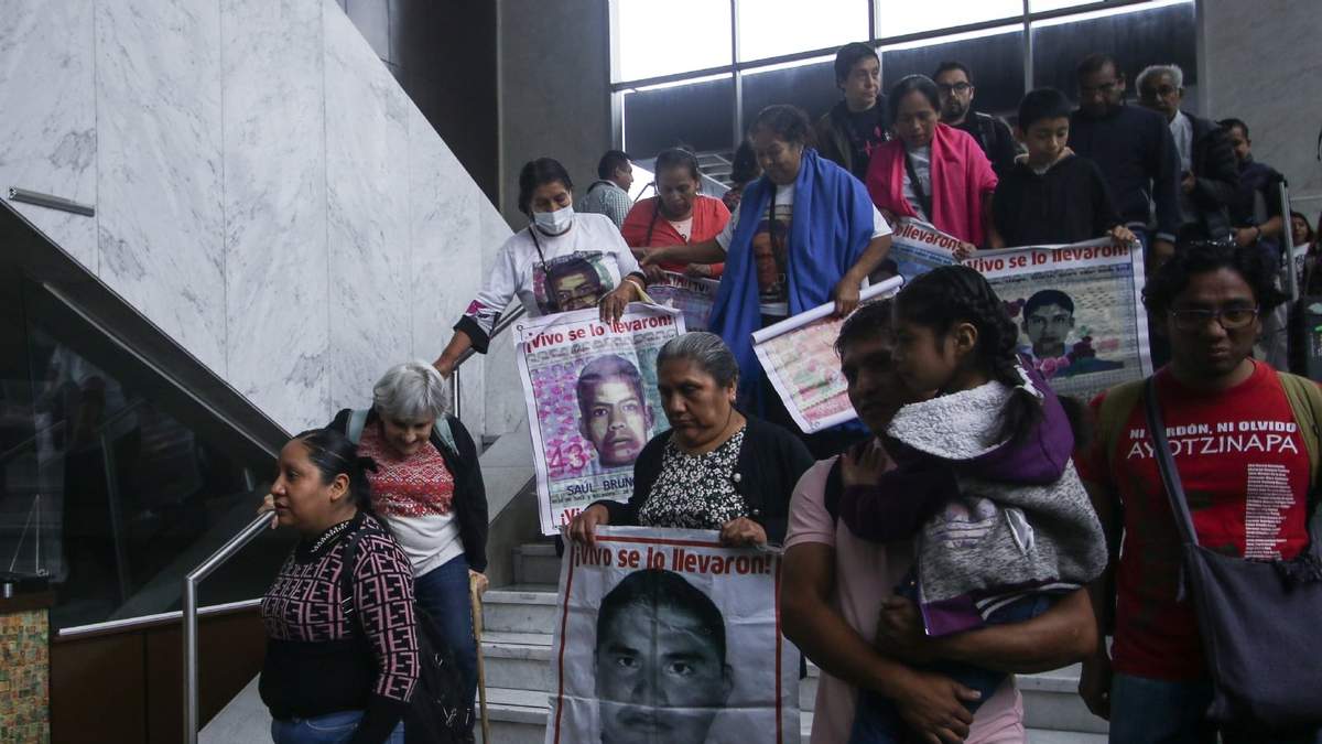 Padres de los 43 en el último informe del GIEI