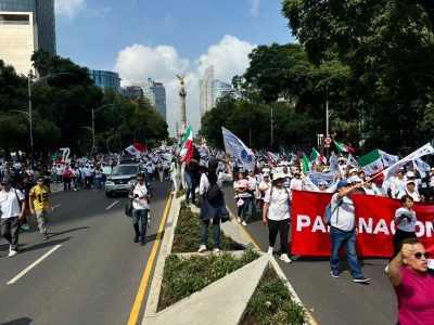 "El Poder Judicial no va a caer", claman estudiantes de la UNAM, ITAM, Ibero