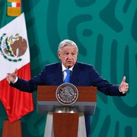 AMLO revela hallazgo de un campo petrolero “muy grande” en Tabasco