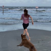 Astronauta de Artemis II se reencuentra con su perrita tras volver a la Tierra (Video)
