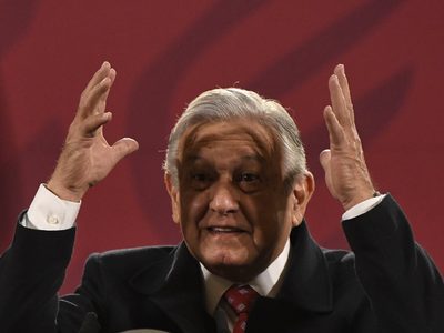 AMLO pide ante el TEPJF no ser sujeto de medidas cautelares del INE
