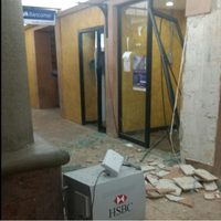 Roban armas y cajeros automáticos de alcaldía de Nopaltepec, Edomex