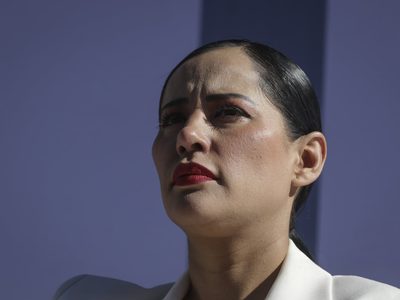 Corte desecha litigio de Sandra Cuevas por el Ángel de la Independencia