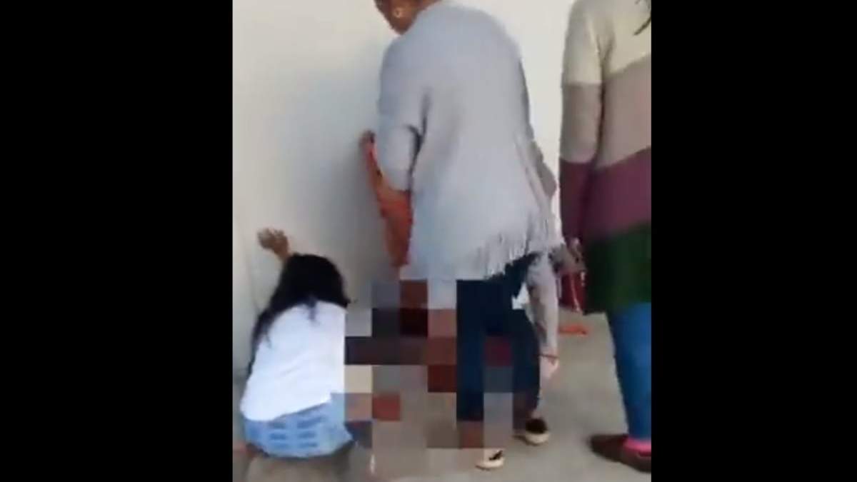 Araceli, de 14 años, dio a luz en la banqueta