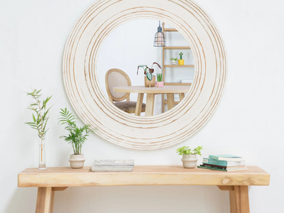 Con las chalas de choclo, hacé este espejo boho perfecto para tu living, igual que las revistas de decoración