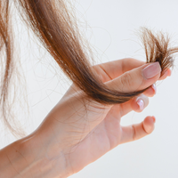 Calendario lunar abril 2026: cuáles son los mejores días para cortarse el cabello y potenciar su crecimiento