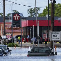 Inundaciones en Texas: críticas a Trump por recortes