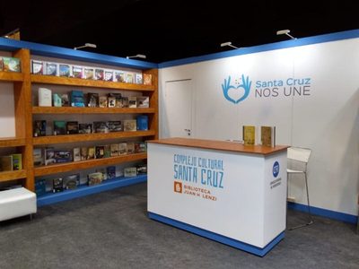 Inauguran el Stand de Santa Cruz en la Feria Internacional del Libro