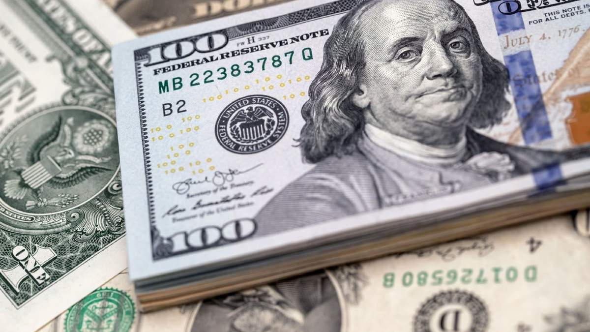 La cotización del dólar blue subió levemente en relación con el lunes. Fuente: (Twitter)