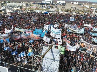 Sindicatos petroleros obtuvieron un aumento de casi el 40 por ciento para el segundo semestre