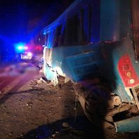 Vuelca un camión de transporte de personal en Jalisco; hay 14 muertos