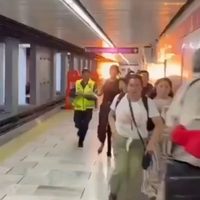 Cortocircuito desata caos en la estación Salto del Agua del Metro (Videos)