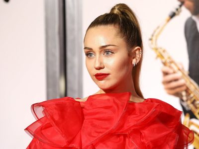El peor trabajo de Miley Cyrus cumplió un año de haber sido estrenado en Netflix