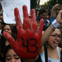 Giro en el caso Ayotzinapa: detuvieron al exprocurador de México