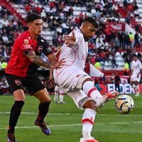 Newell´s le ganó a Huracán de visitante y se queda en primera