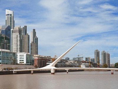 Quitan subsidios a más de 3.500 usuarios de Puerto Madero y countries