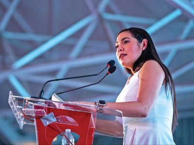 Colimenses la reprueban: Gobernadora Indira Vizcaíno, la gran decepción