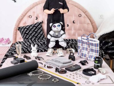 Balenciaga retira campaña de fotos con niños y accesorios sadomasoquistas