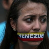 Protestas y saqueos por desabasto sacuden ciudades de Venezuela