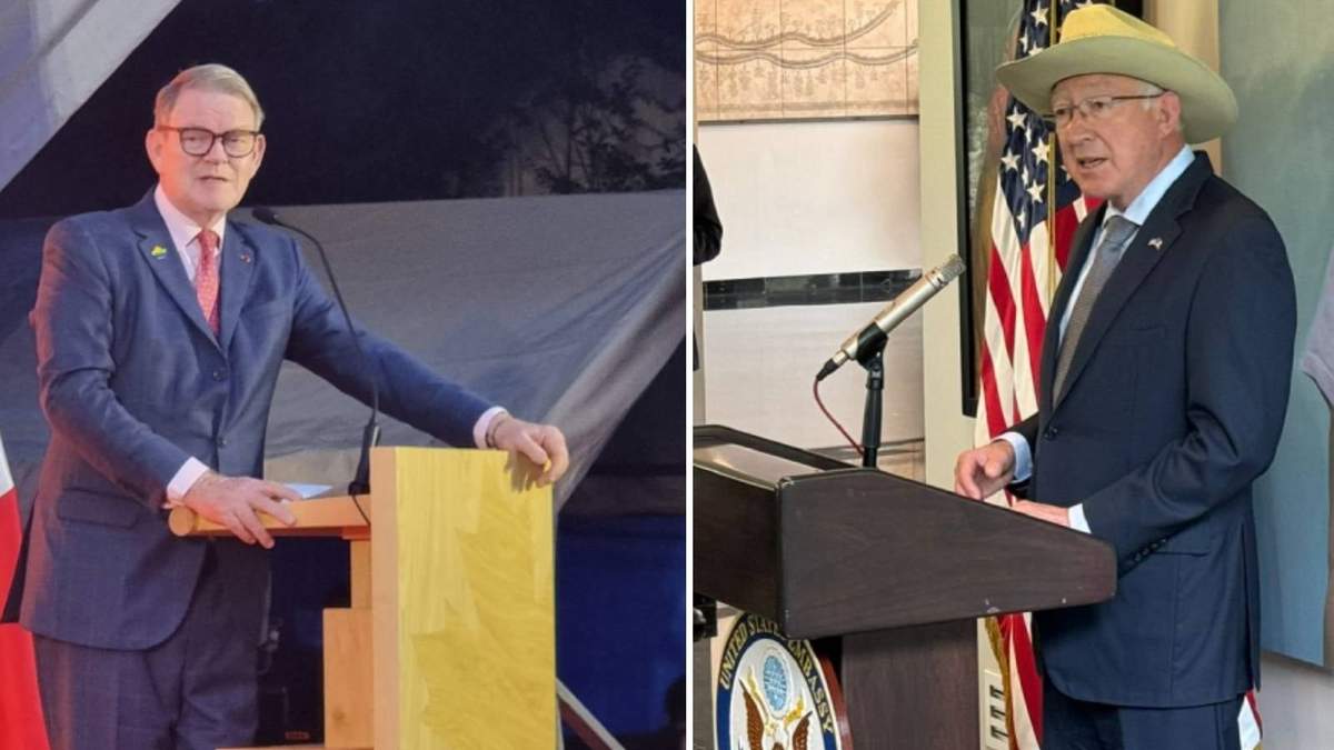 Los embajadores de Canadá y Estados Unidos, Graeme Clark y Ken Salazar, respectivamente