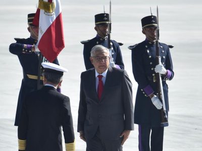 AMLO presume mayor participación de fuerzas armadas en la administración pública