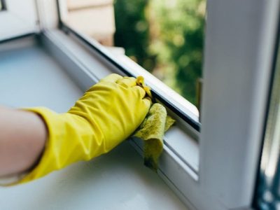 La mezcla infalible para limpiar los bordes de las ventanas que están sucios y llenos de polvo
