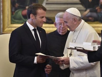 El Papa se reunirá con Macron en el Vaticano el próximo 26 de noviembre