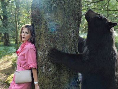 "Cocaine Bear" eclipsa a "Ant-Man"