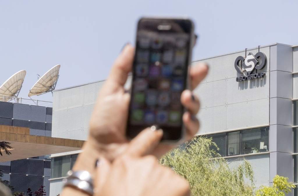 La PGR compró el software espía por 32 millones de dólares