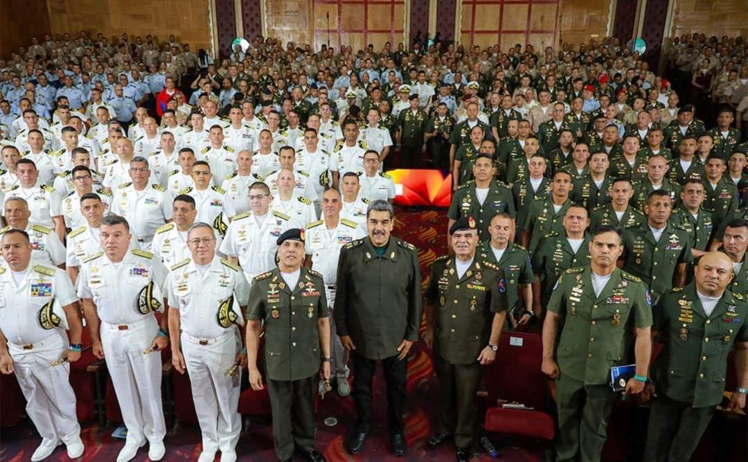 Nicolás Maduro con las Fuerzas Armadas de Venezuela