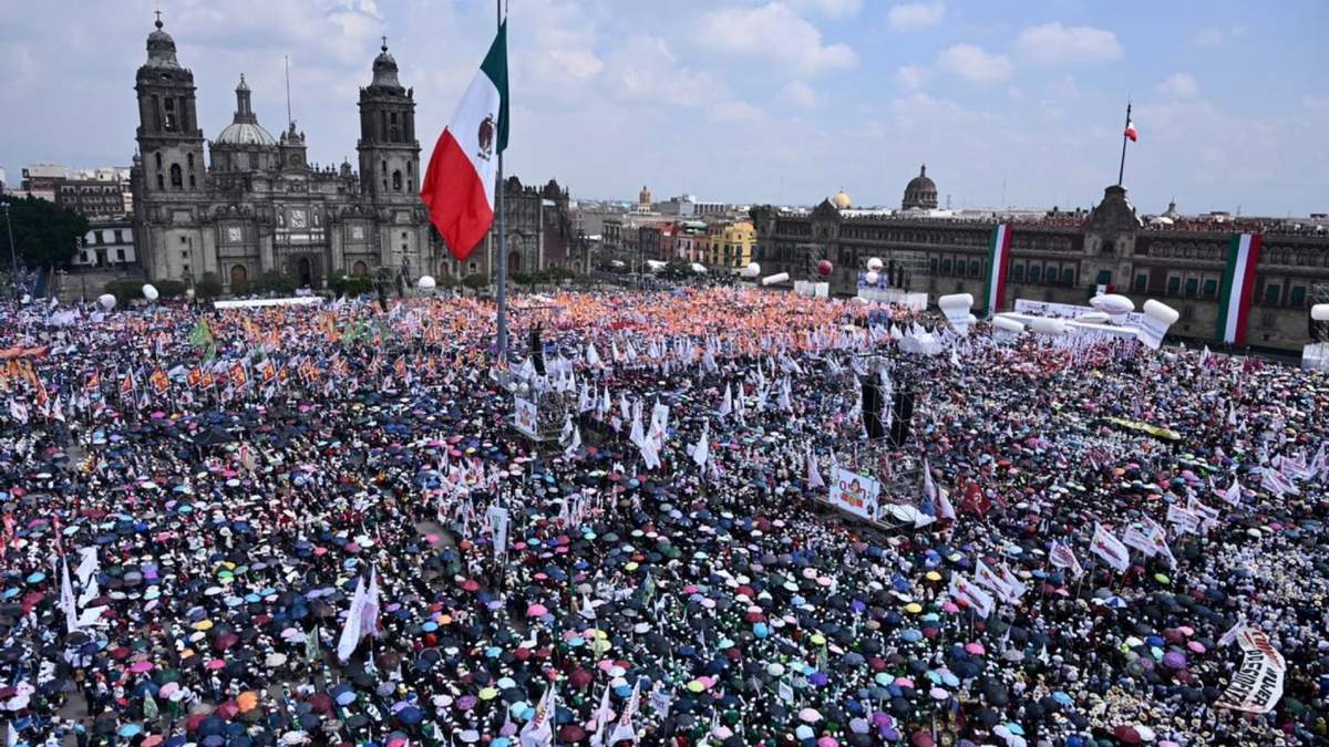 Morena. Privilegios del poder