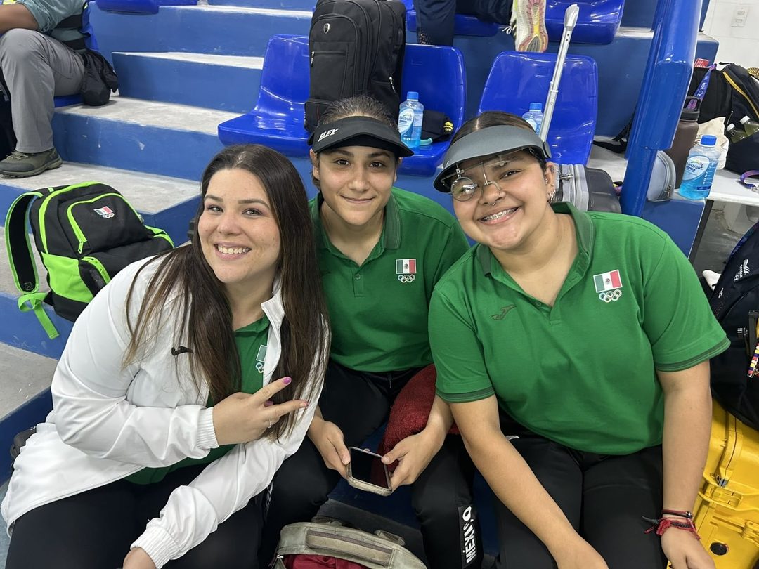Tiro deportivo- Alejandra Zavala, Alejandra Cervantes y Andre Ibarra