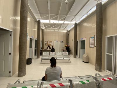 Servicios de Salud de SLP asignaron "de forma directa y urgente" 401 millones de pesos