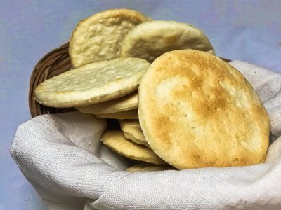 Galleta crocante para el mate, con 3 ingredientes y en 10 minutos: la receta que es un 10