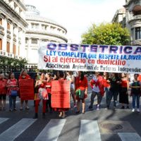 Parto domiciliario: "La denuncia despierta una gran necesidad de aleccionar y adoctrinar"